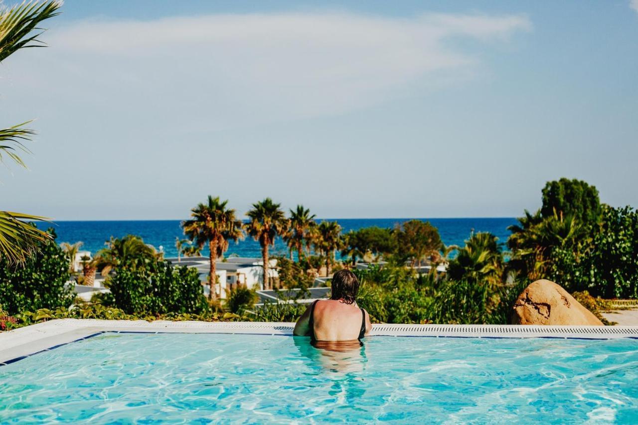 Alannia Els Prats Hotel Mont-roig del Camp Bagian luar foto