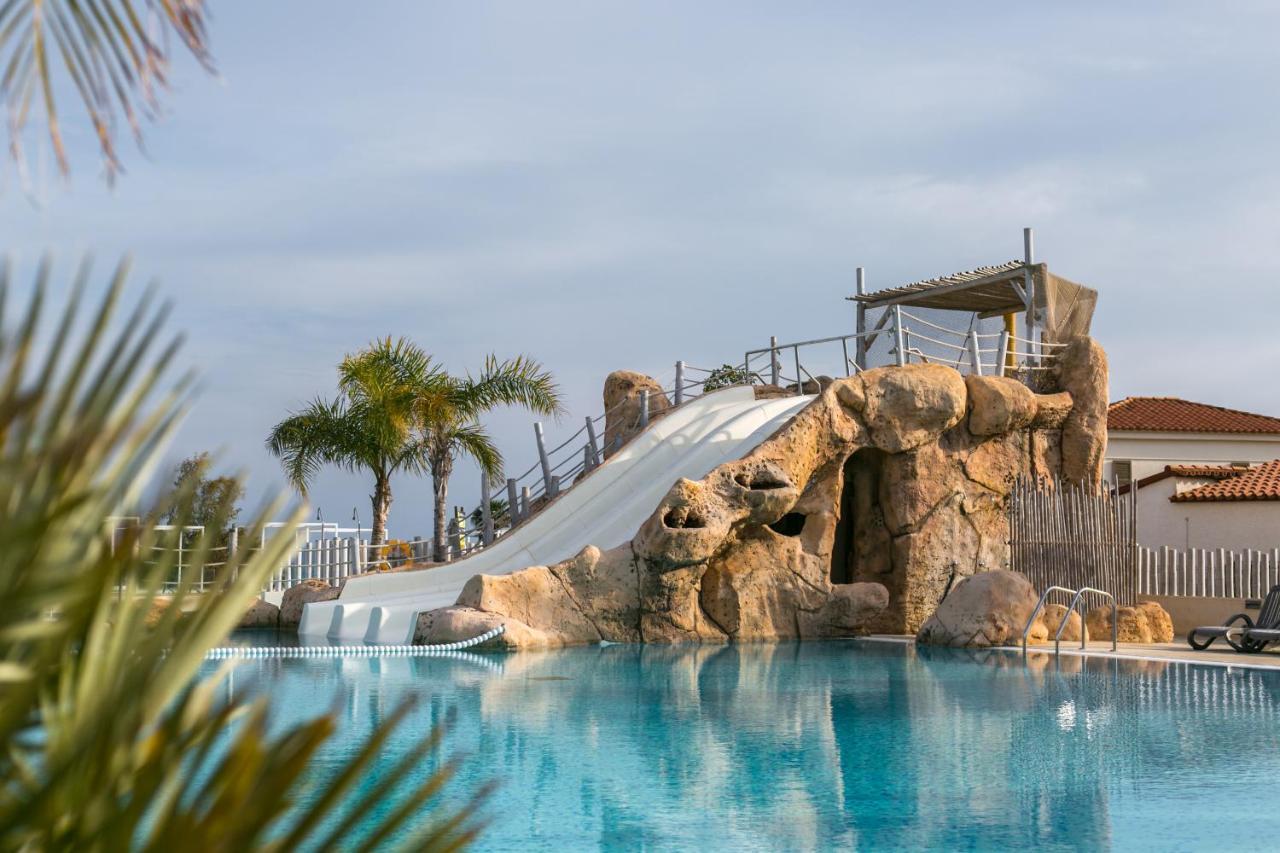 Alannia Els Prats Hotel Mont-roig del Camp Bagian luar foto